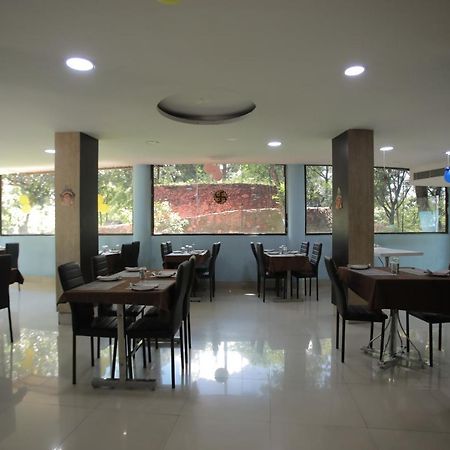 Solar Energy Park Hotel Durgāpur Екстериор снимка