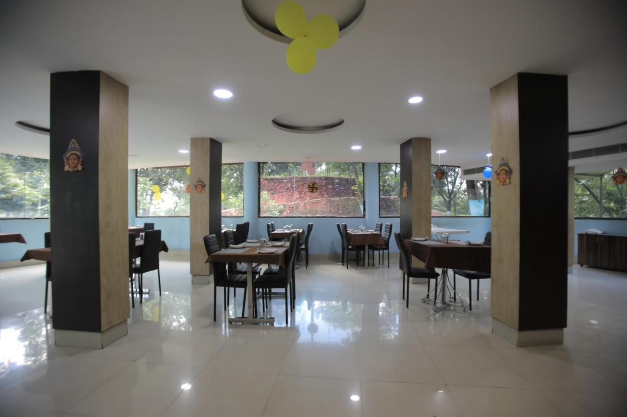 Solar Energy Park Hotel Durgāpur Екстериор снимка